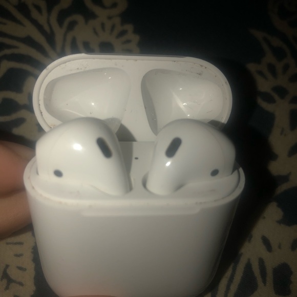 Apple air pods